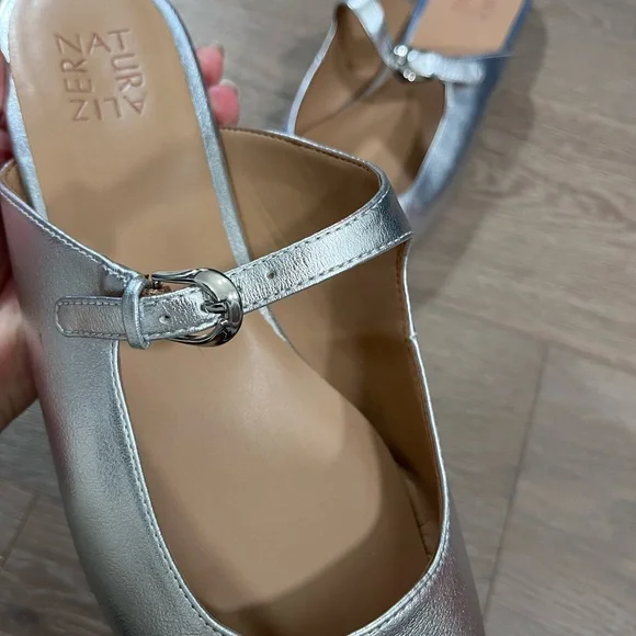 Naturalizer Apple Mary Jane Mules Metallic Silver Buckle 10 - Picture 5 of 8